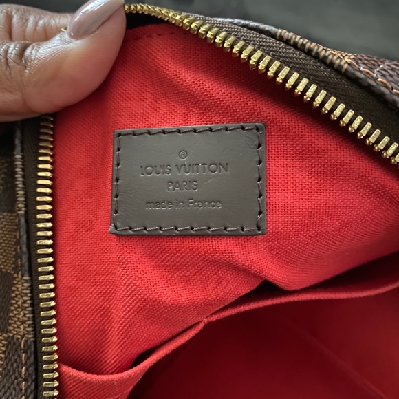 Louis Vuitton Duomo Hobo - Picture 8 of 16